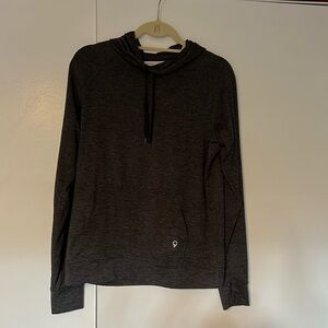 Women’s hoodie in dk heathered gray M in perfect condition